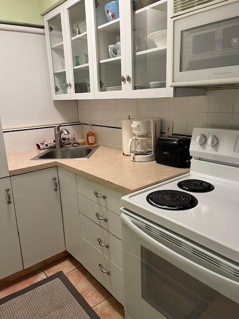 The French Leave West Con - Residential Lease