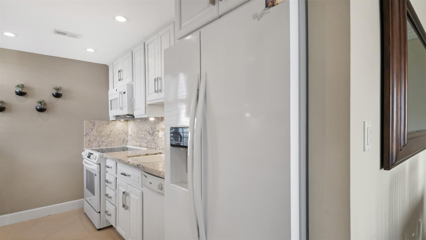 Sunrise Tower - Residential