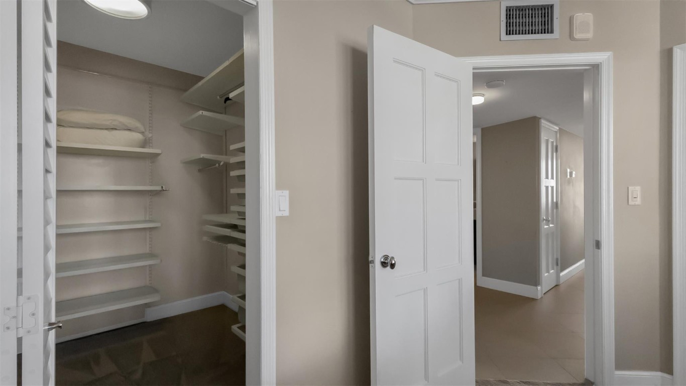 Sunrise Tower - Residential