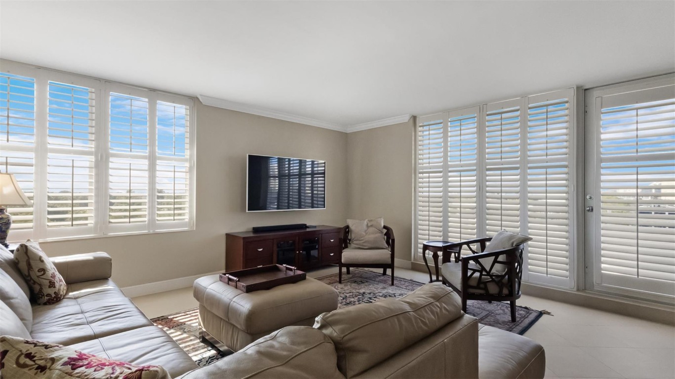 Sunrise Tower - Residential