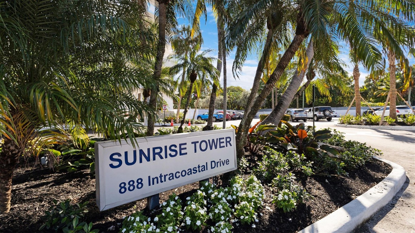 Sunrise Tower - Residential
