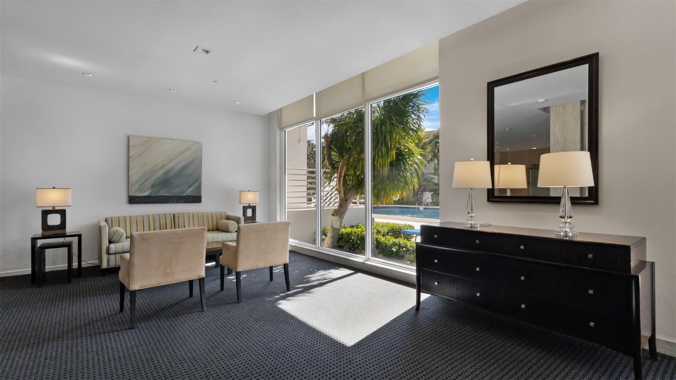 Sunrise Tower - Residential