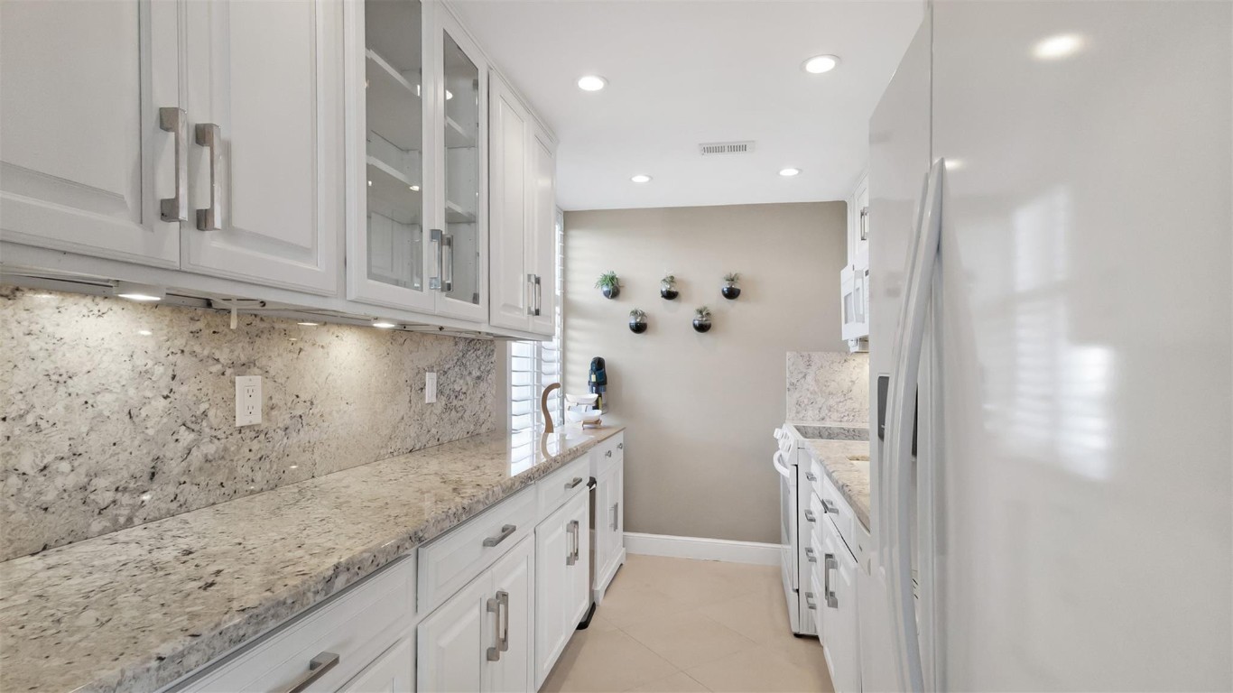 Sunrise Tower - Residential