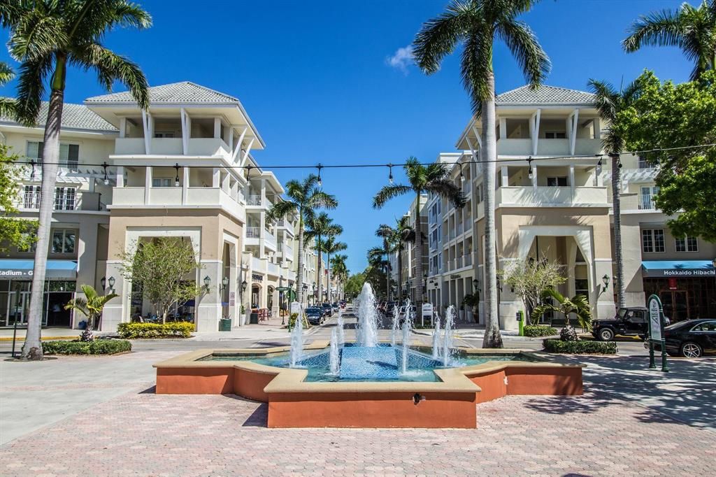 Photo of 1200 Town Center Drive #304, Jupiter, FL 33458 (MLS # R10719424)