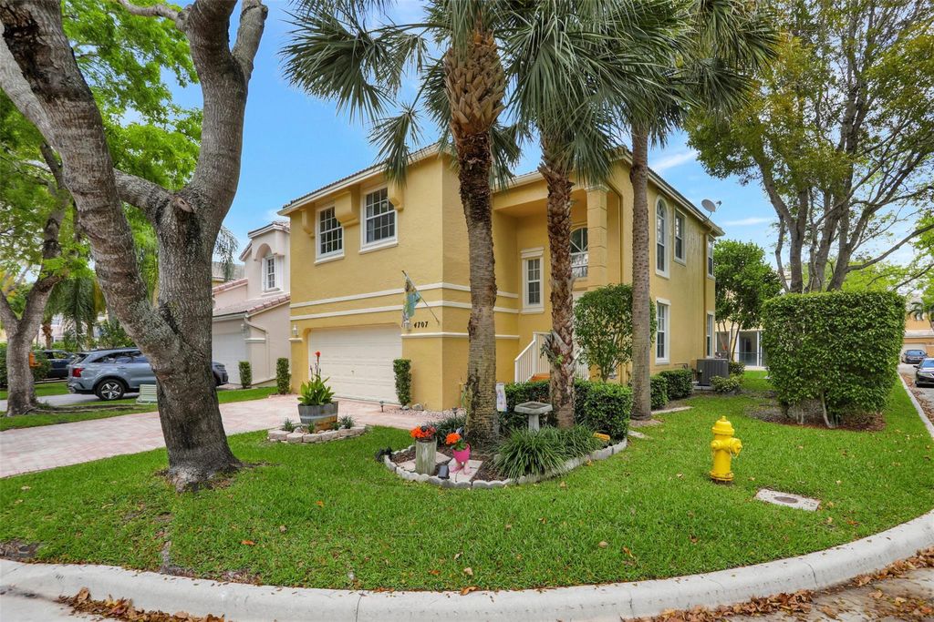 Photo of 4707 NW 114th Lane, Coral Springs, FL 33076 (MLS # F10398446)