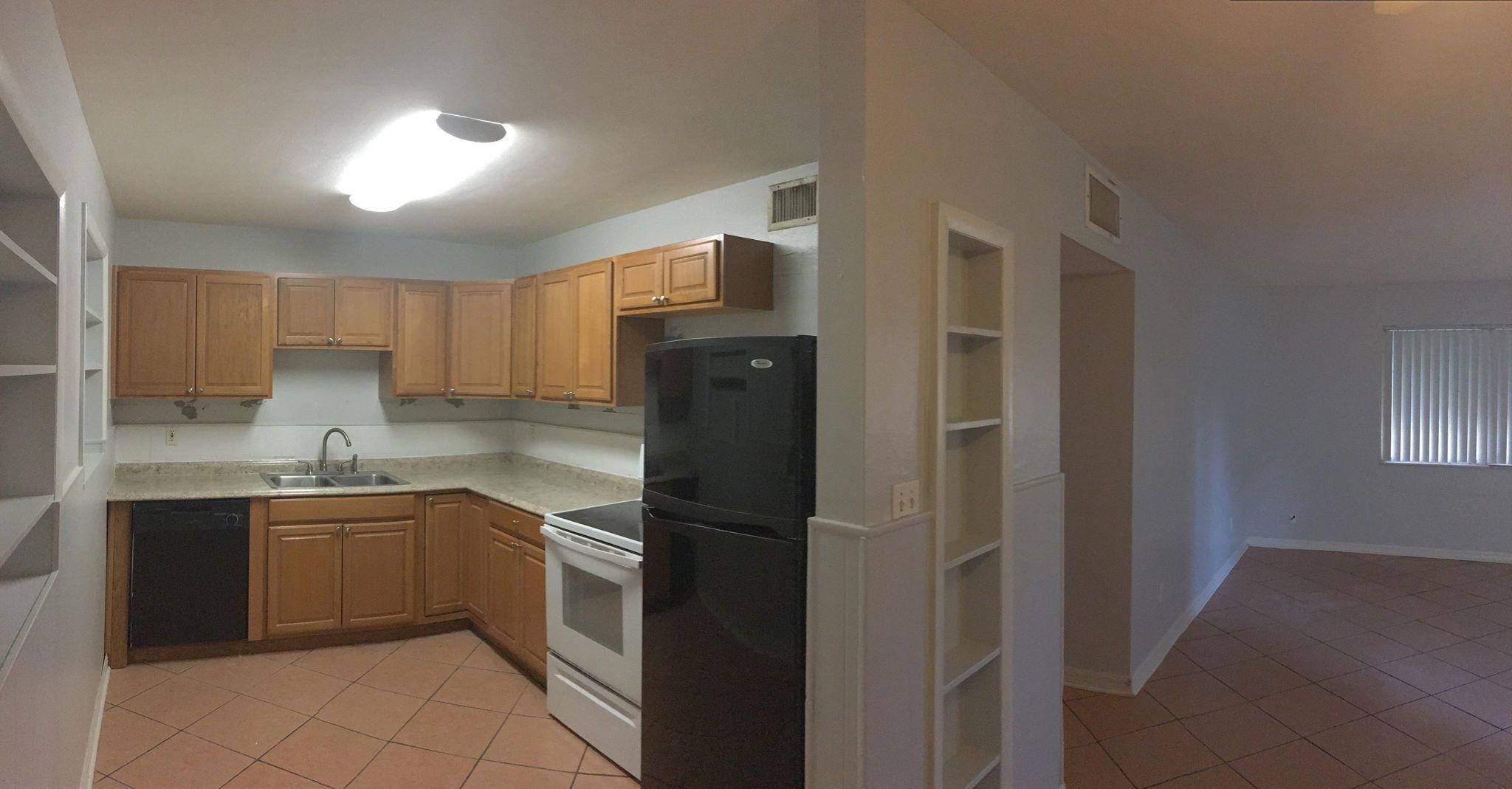 RIVER PARK UNIT 5 - Residential Lease