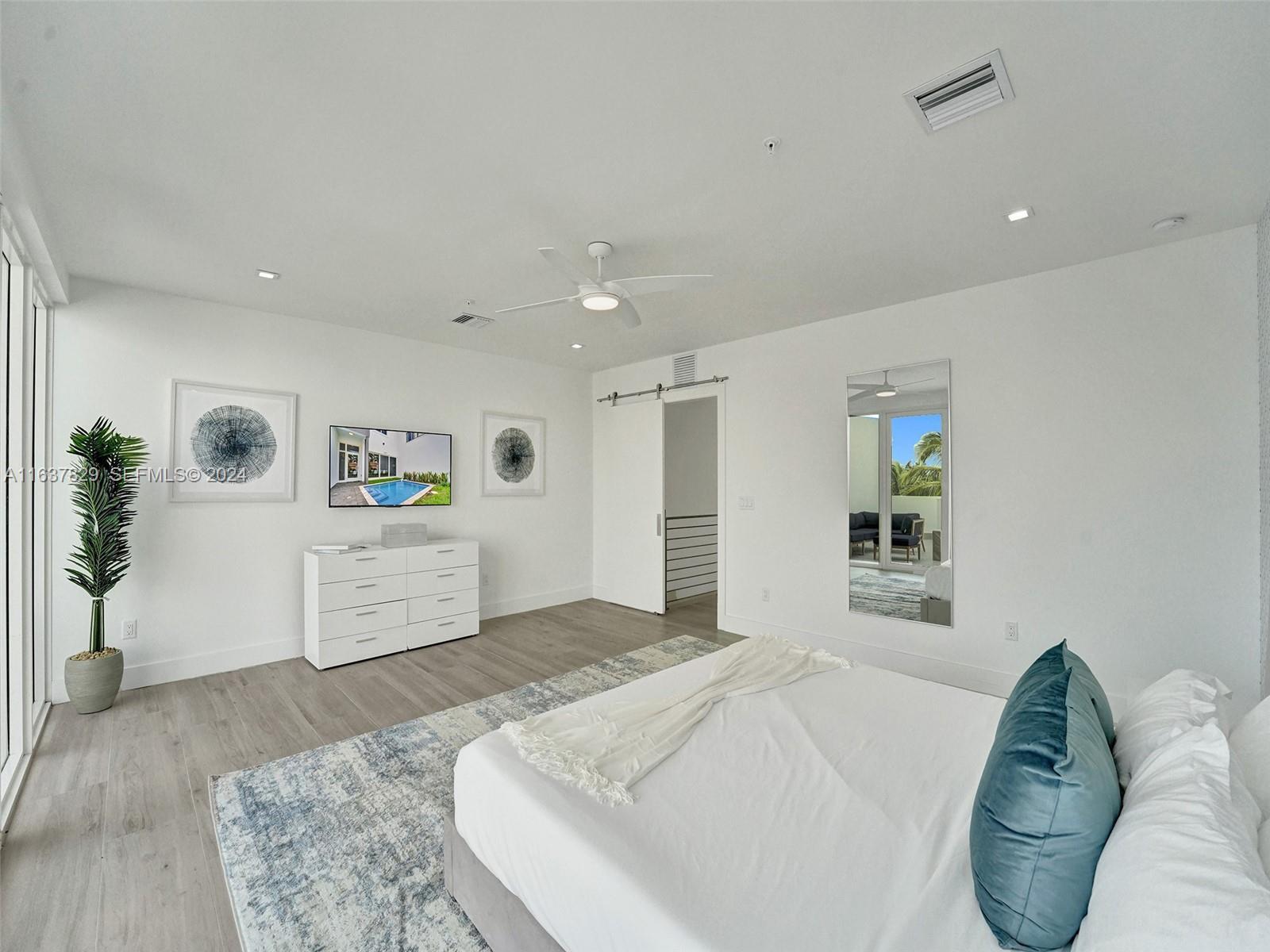 THE ENCLAVE AT LAKE RIDGE - Residential Lease