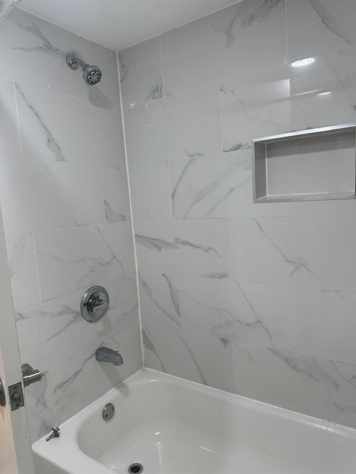 CORAL SPRINGS TOWER CLUB - Residential Lease