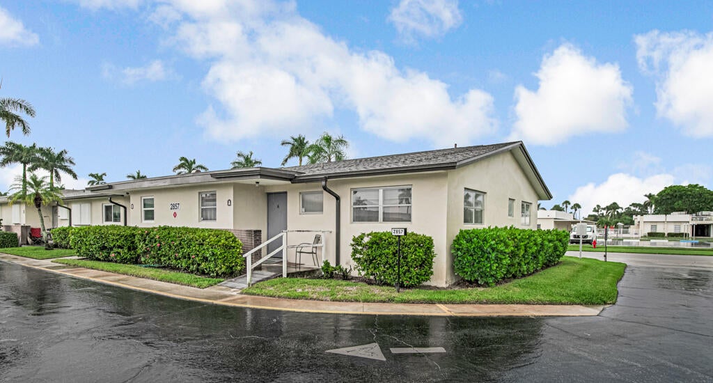 Photo of 2857 W Ashley Drive W #A, West Palm Beach, FL 33415 (MLS # B26083786)