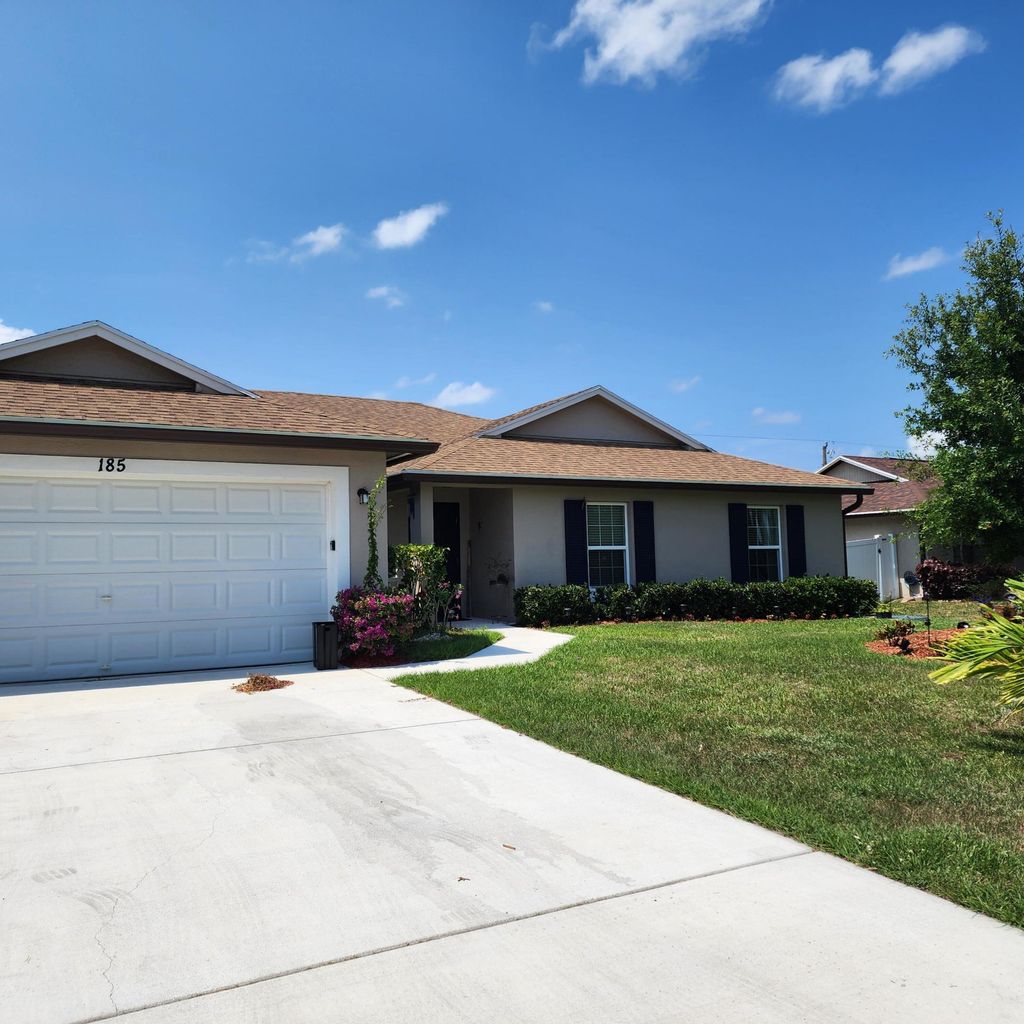 Photo of 185 SW Starfish Avenue, Port Saint Lucie, FL 34984 (MLS # R10988451)