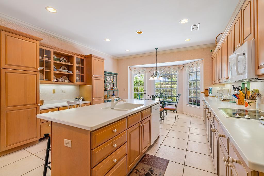 OLD PORT VILLAGE 1 - Residential