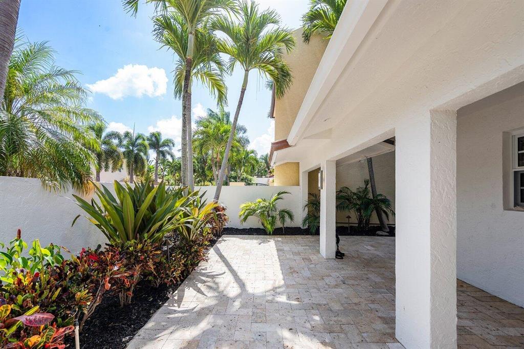 PELICAN HARBOR PH 3 - Residential