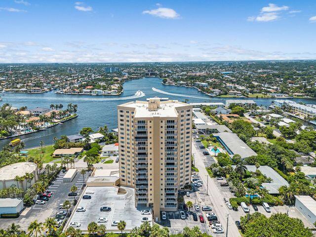 1200 HIBISCUS Avenue 1406