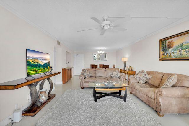 1200 HIBISCUS Avenue 1406