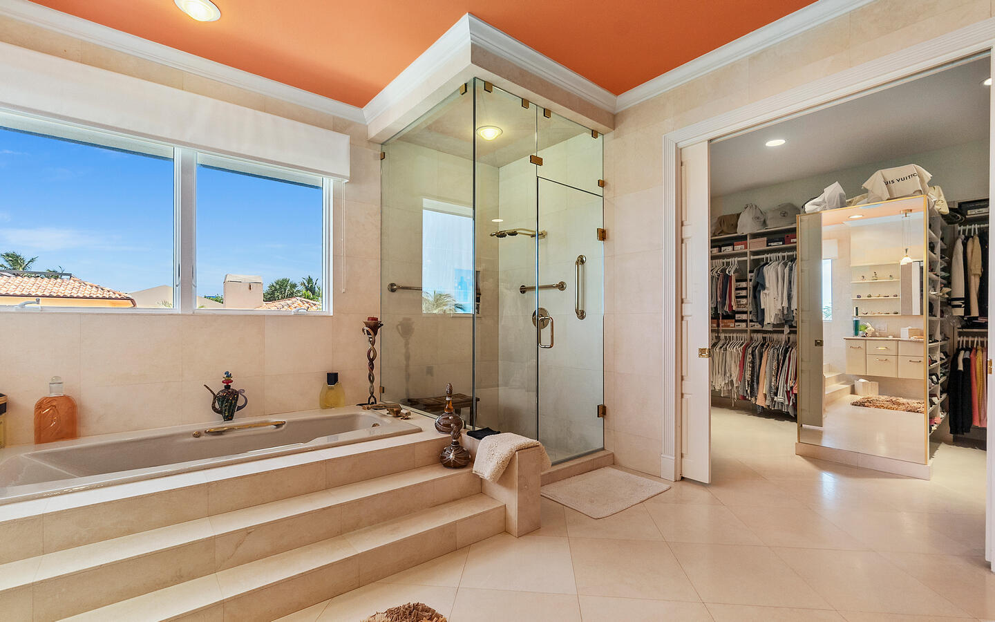 SAILFISH POINT - Residential