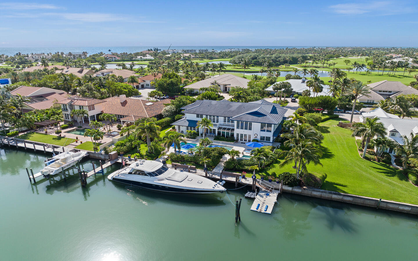 SAILFISH POINT - Residential