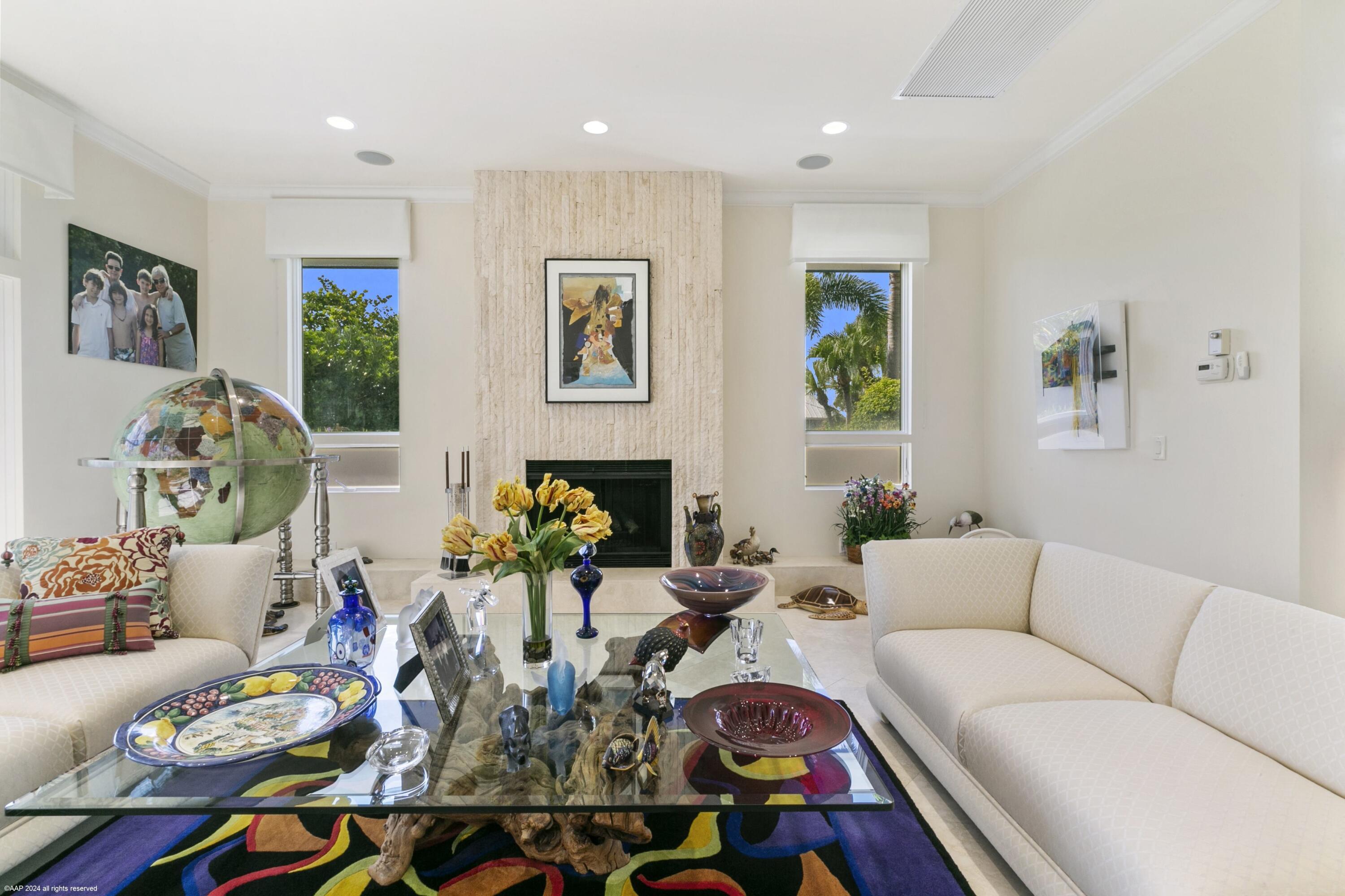 SAILFISH POINT - Residential