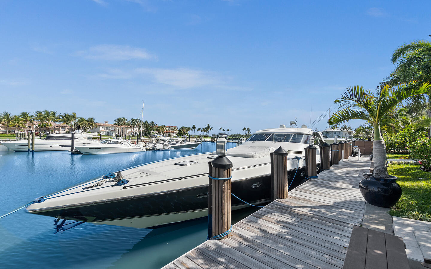 6819 SE South Marina Way