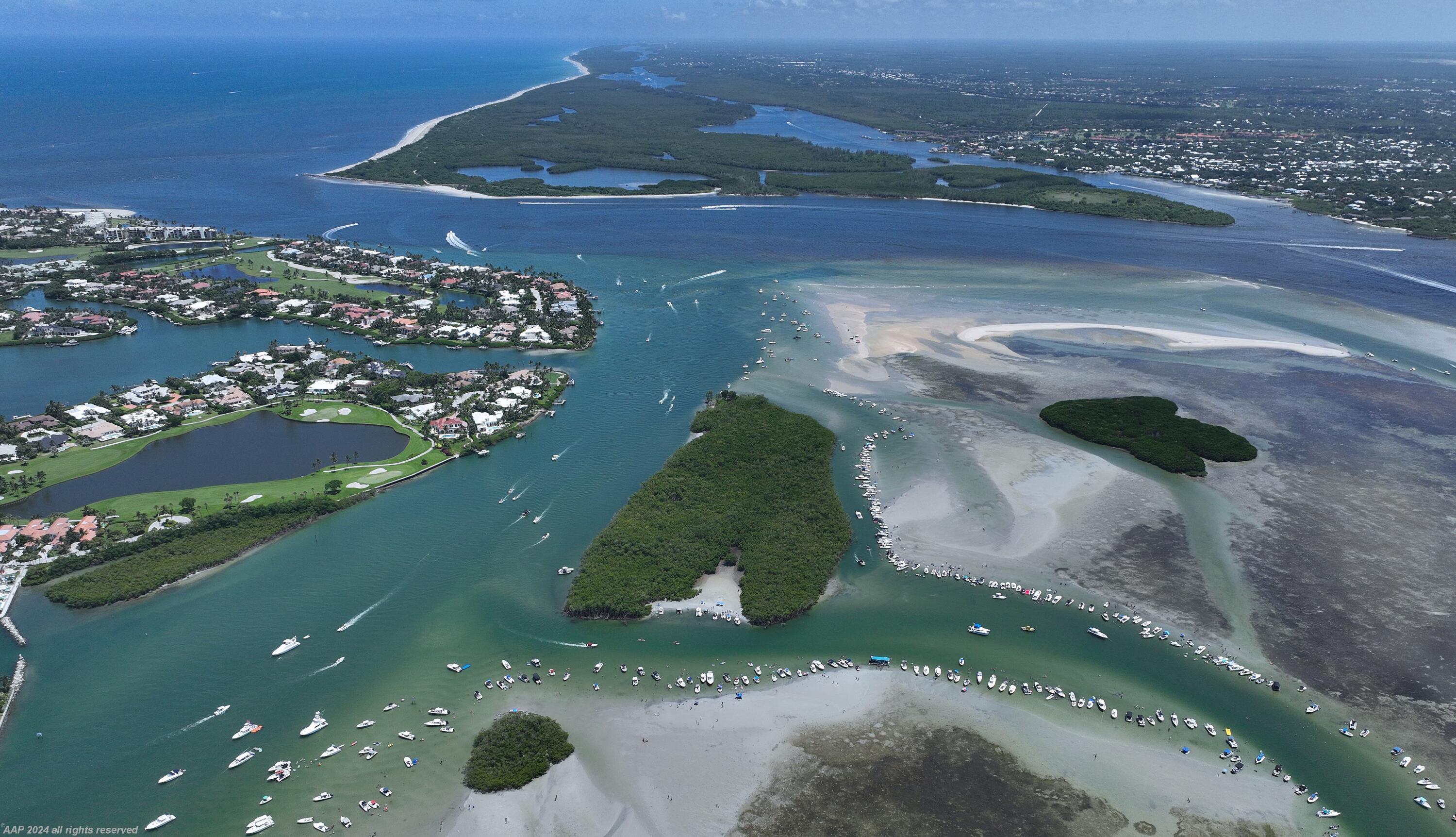 SAILFISH POINT - Residential