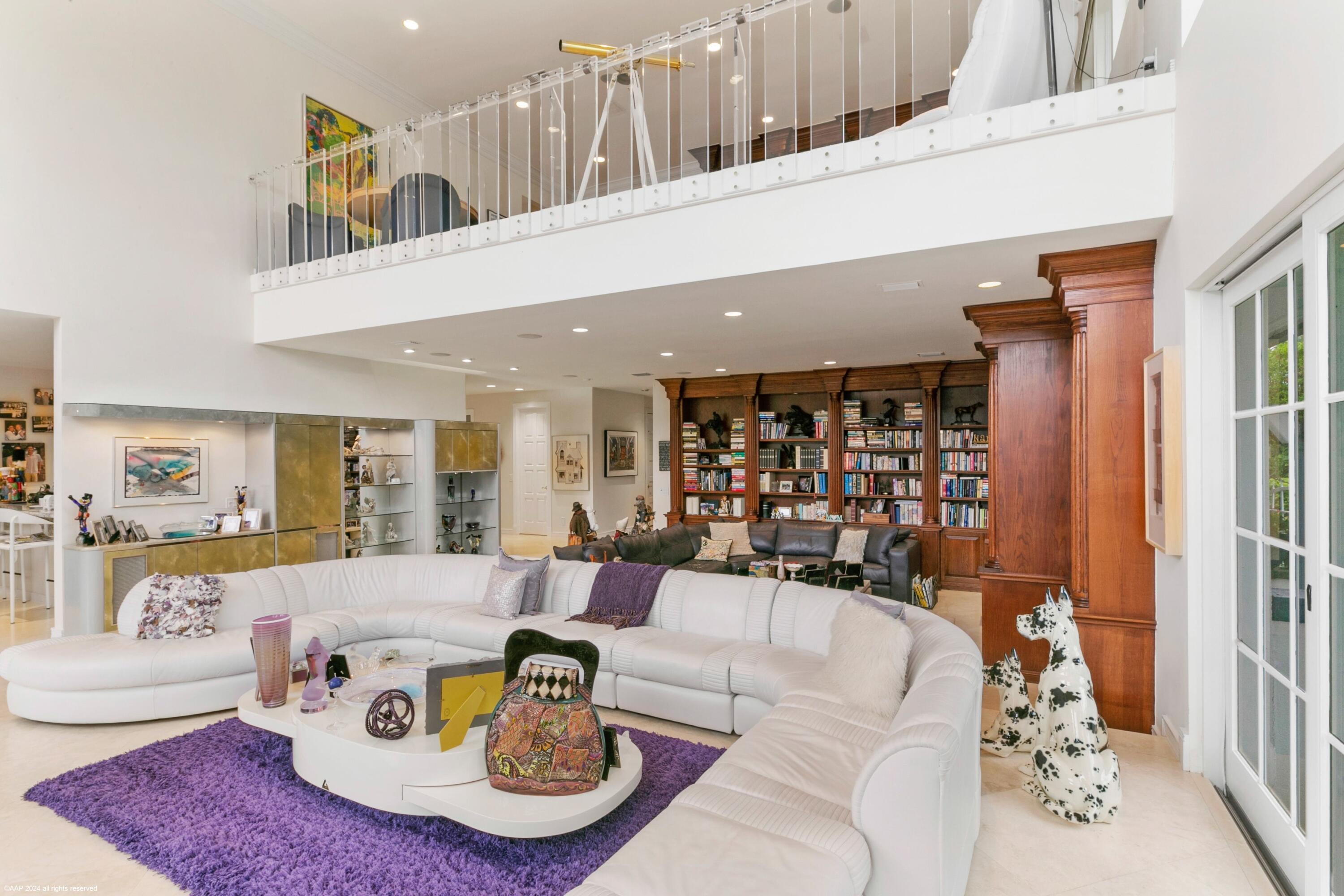 SAILFISH POINT - Residential