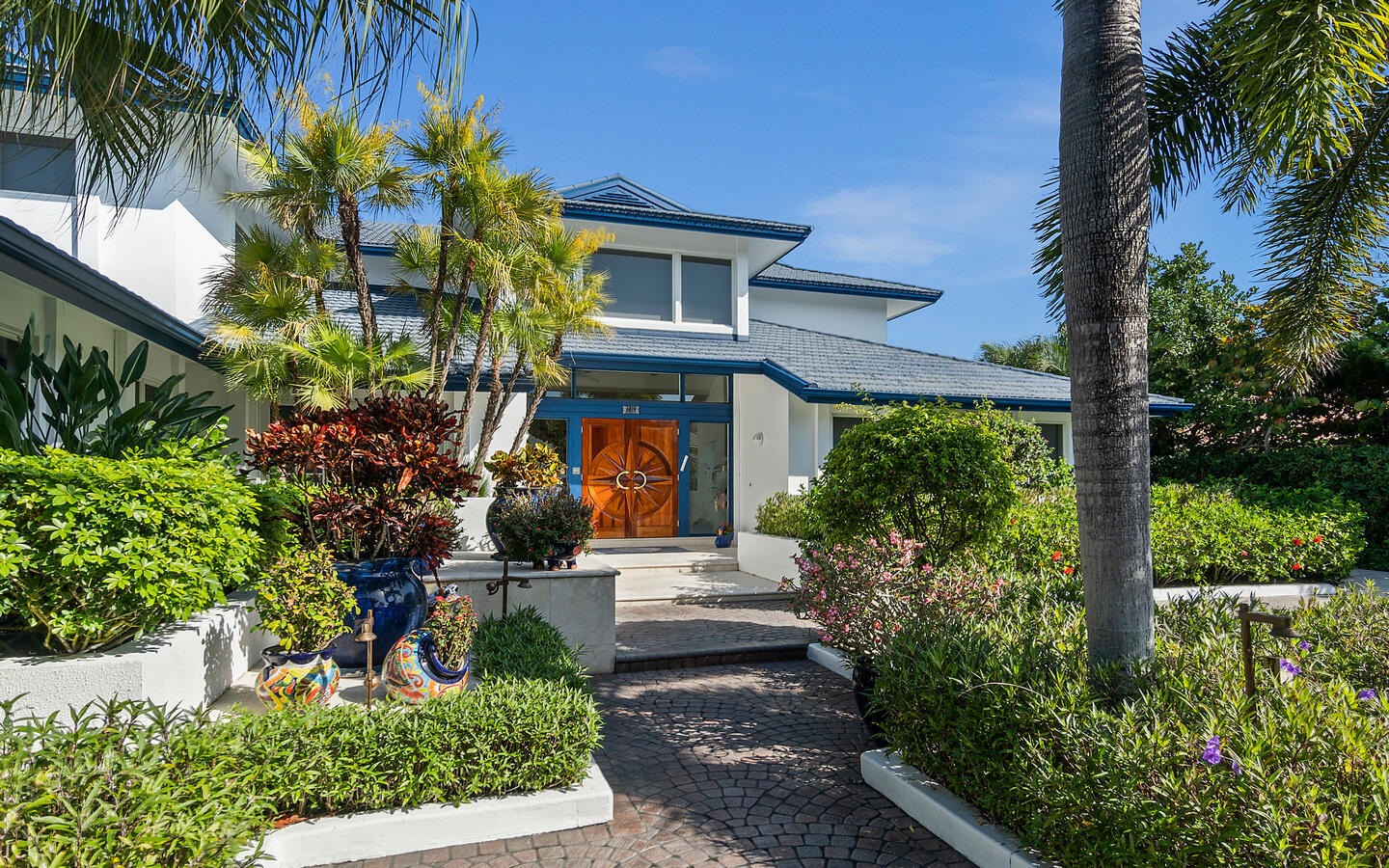 6819 SE South Marina Way