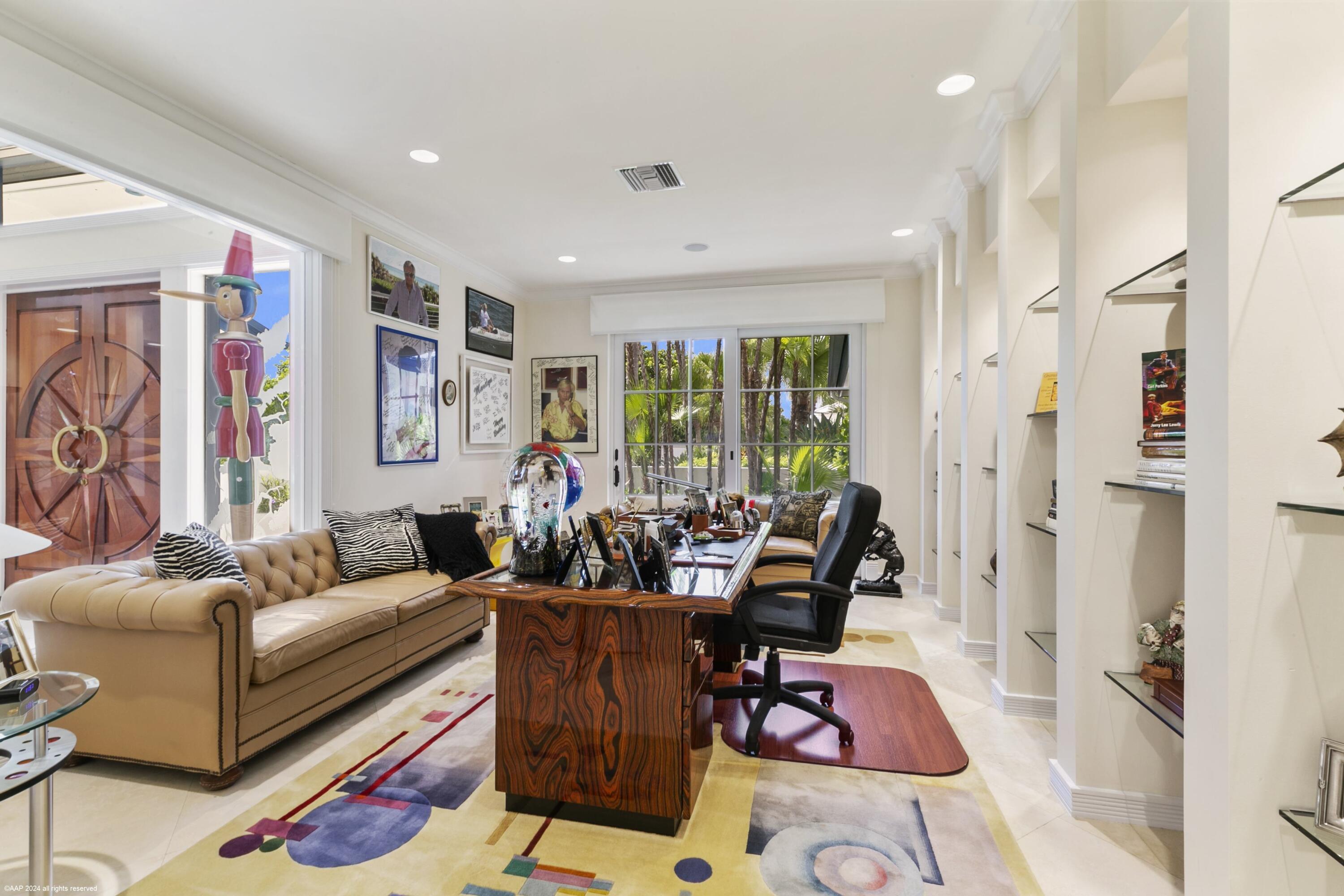 SAILFISH POINT - Residential