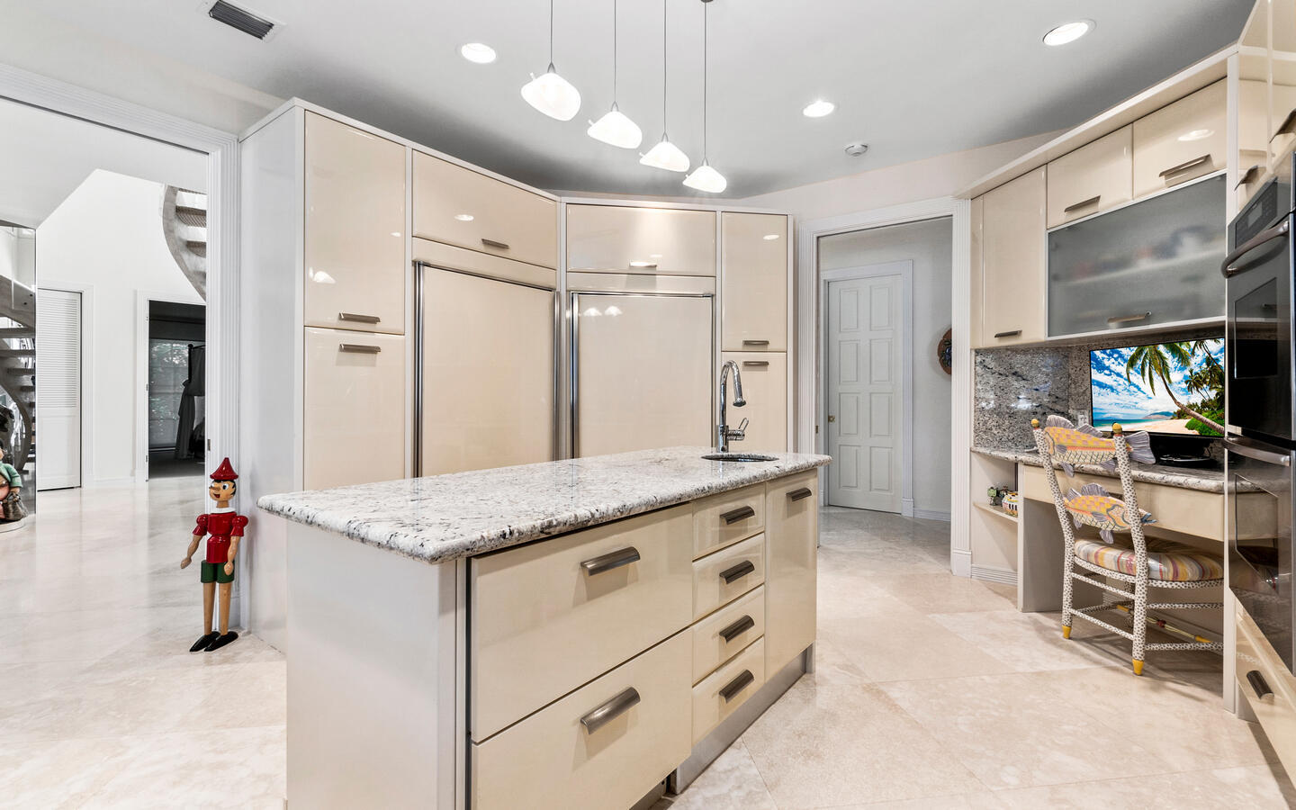 SAILFISH POINT - Residential