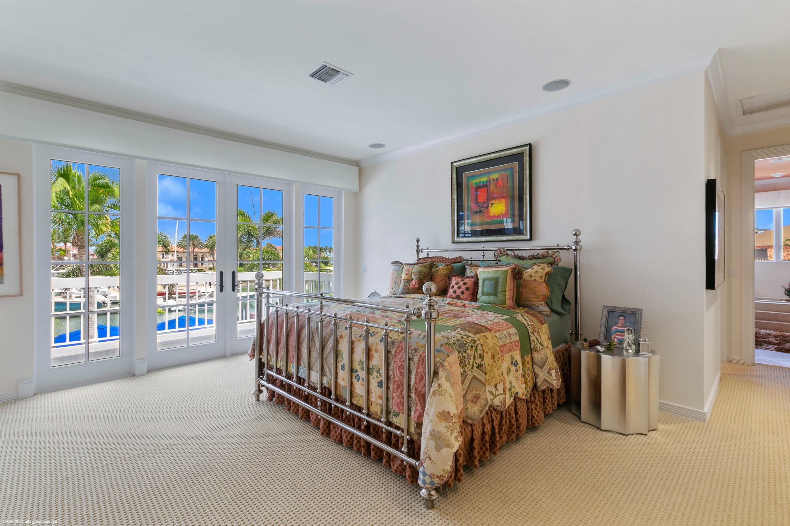 SAILFISH POINT - Residential