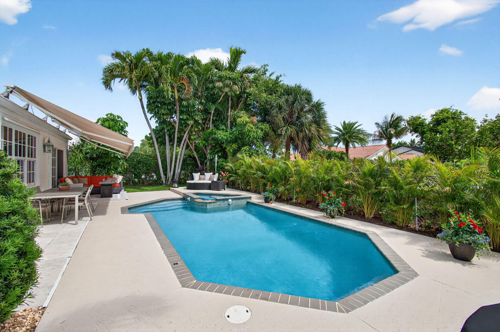 CAMINO GARDENS - Residential