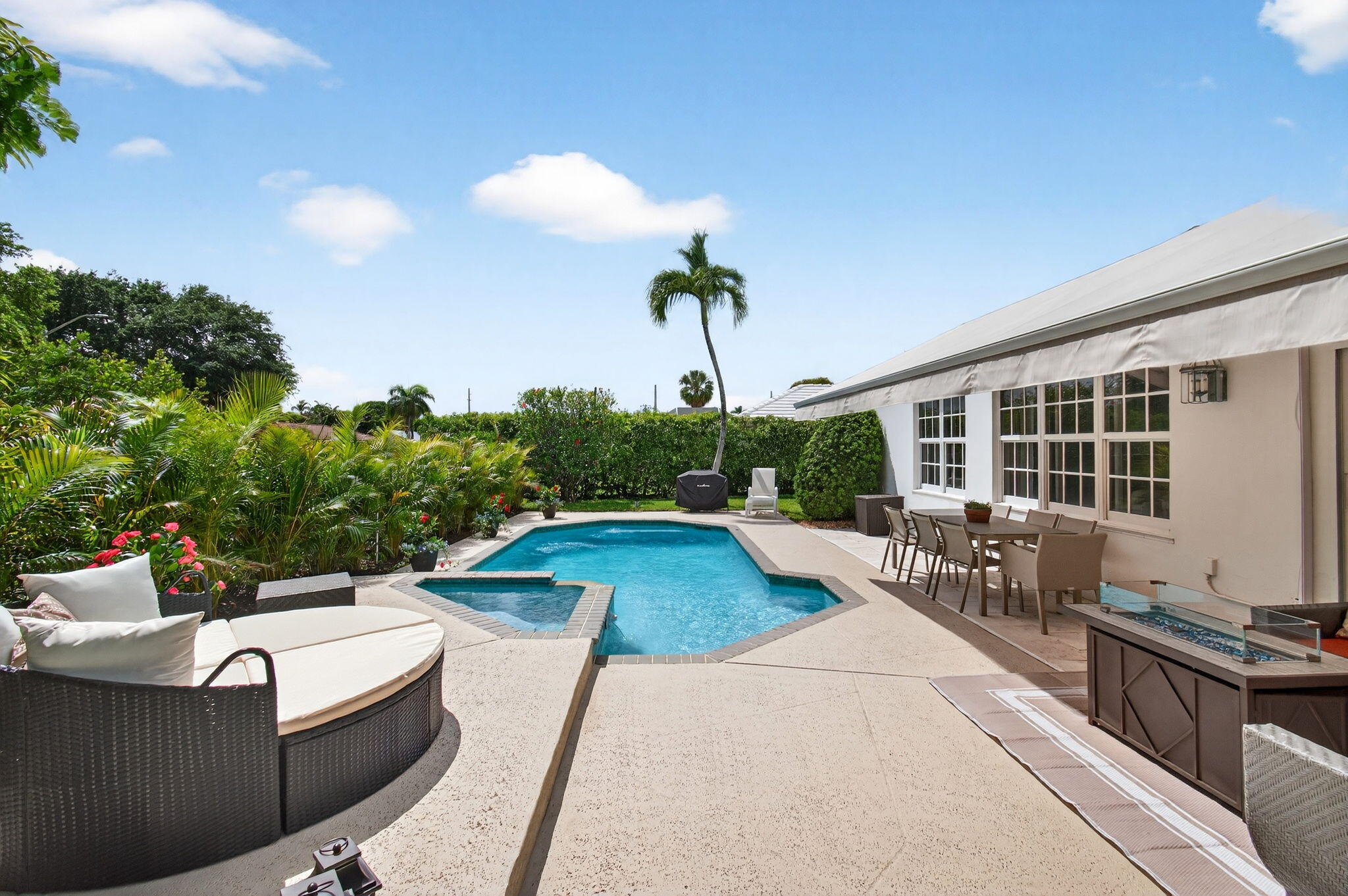 CAMINO GARDENS - Residential