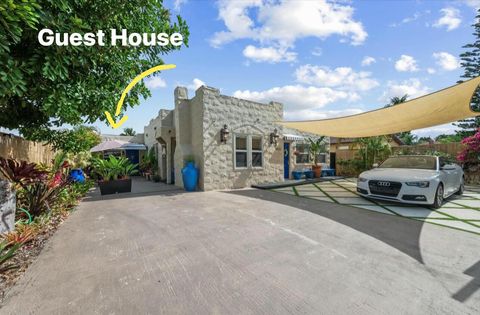 951 Selkirk Street West Palm Beach FL 33405