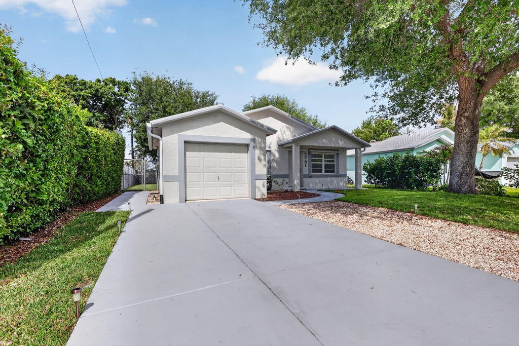 Photo of 5781 SE Pine Drive, Stuart, FL 34997 (MLS # B26013073)