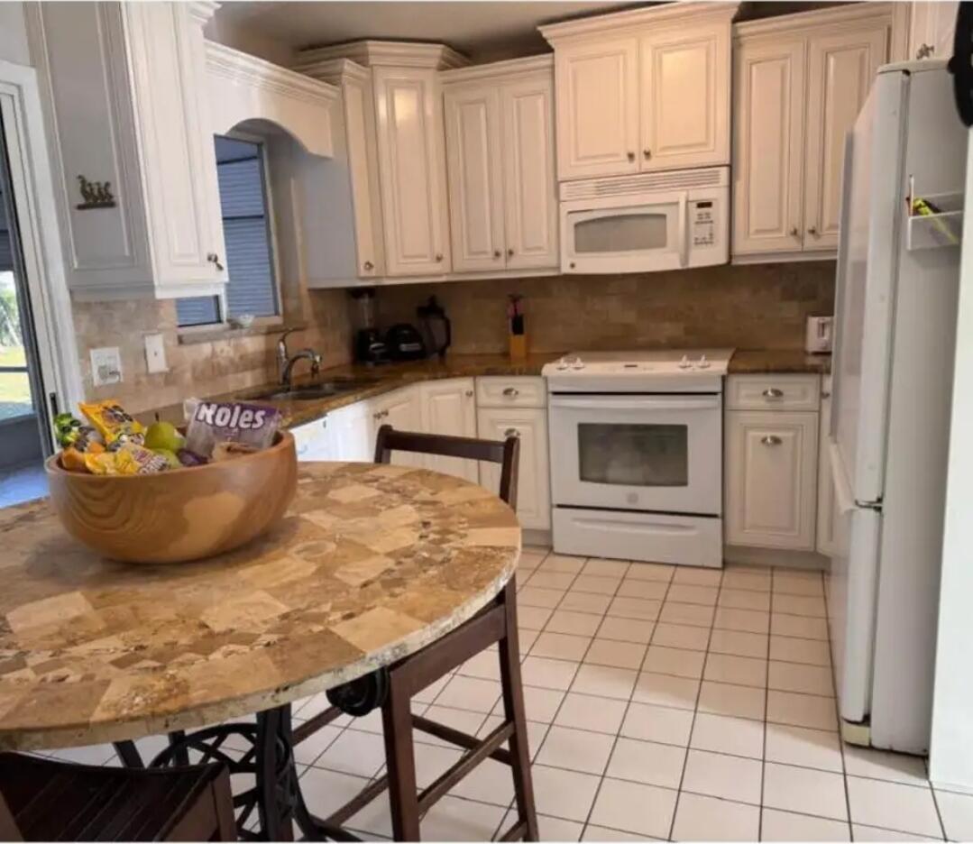 PORT ST LUCIE-SECTION 40 - Residential