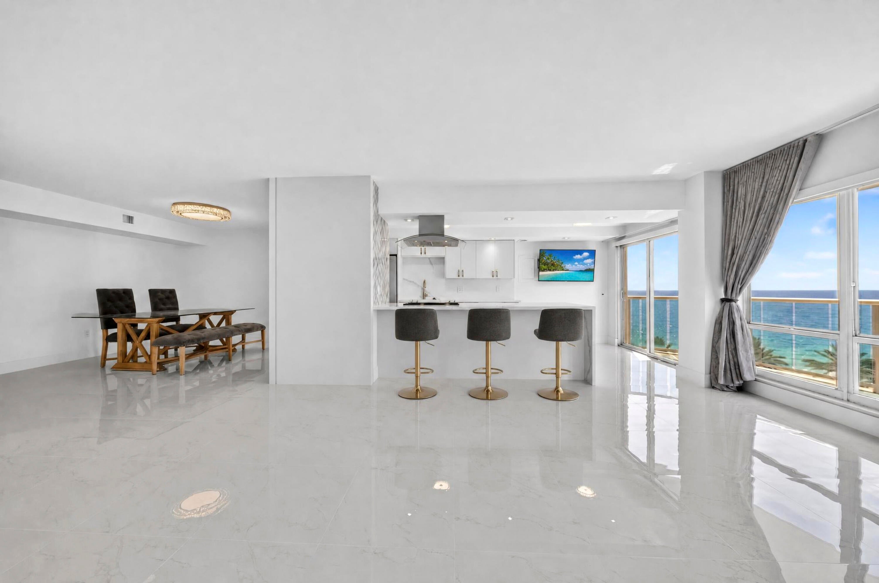 3400 GALT OCEAN Drive 606S