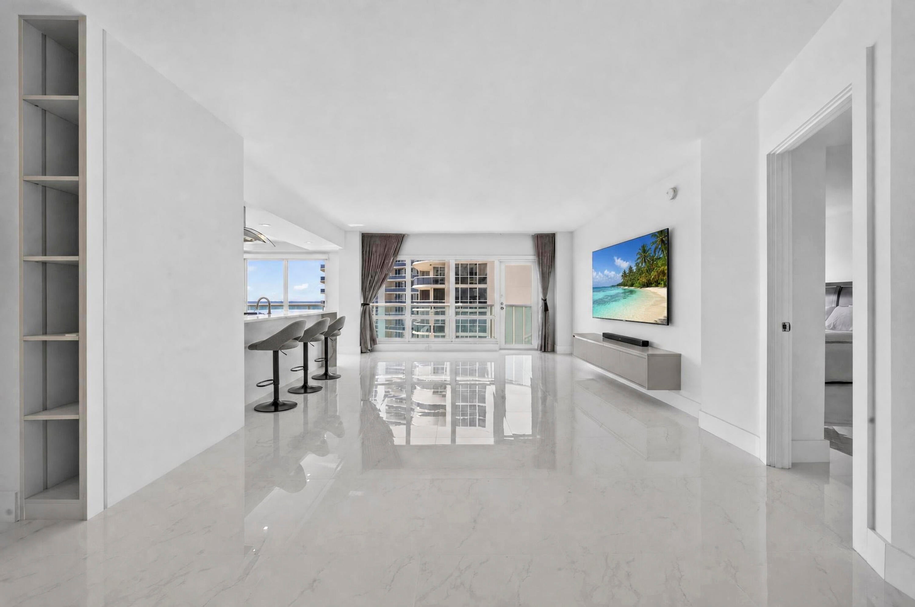 3400 GALT OCEAN Drive 606S