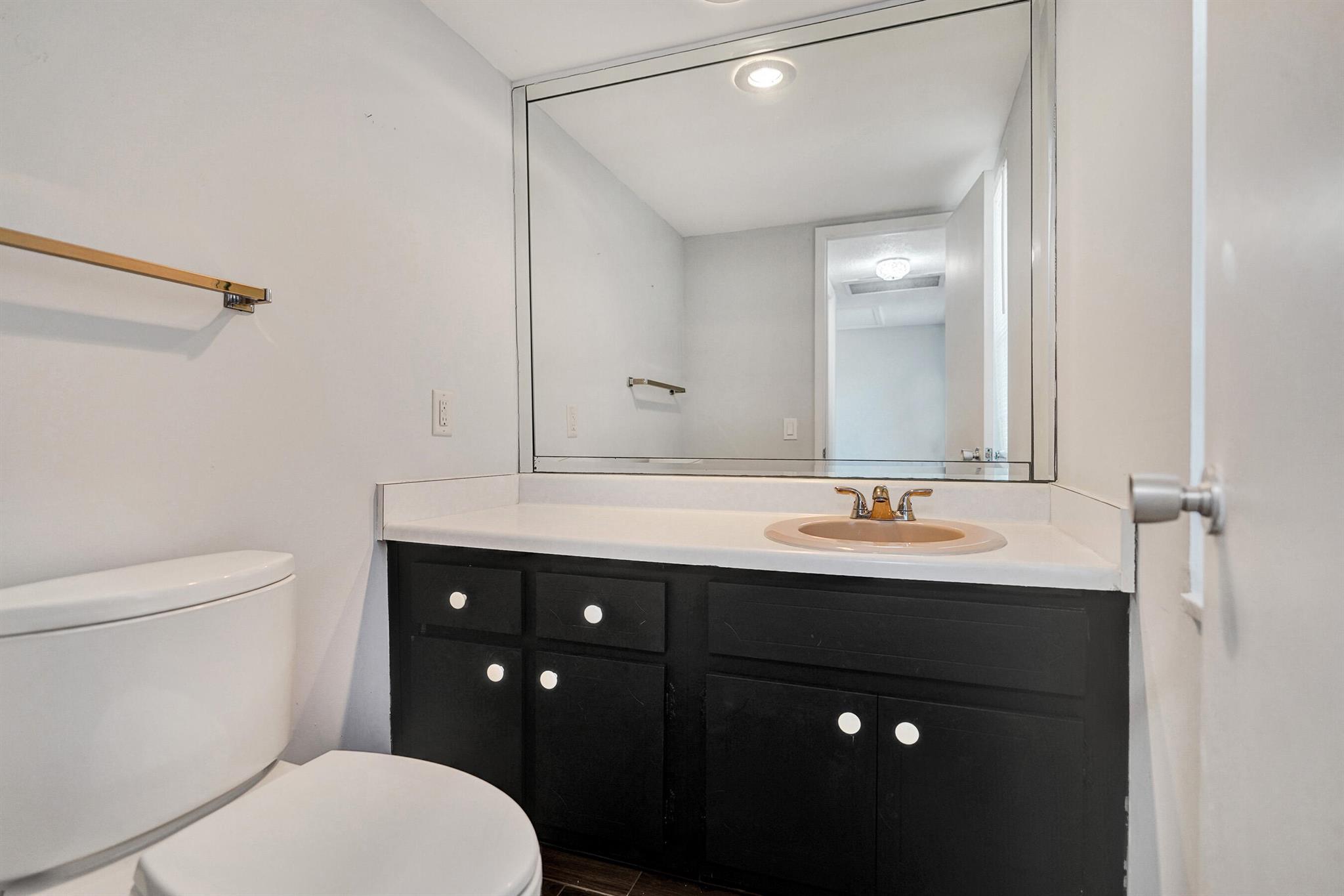 PALM AIRE AT CORAL KEY - Residential