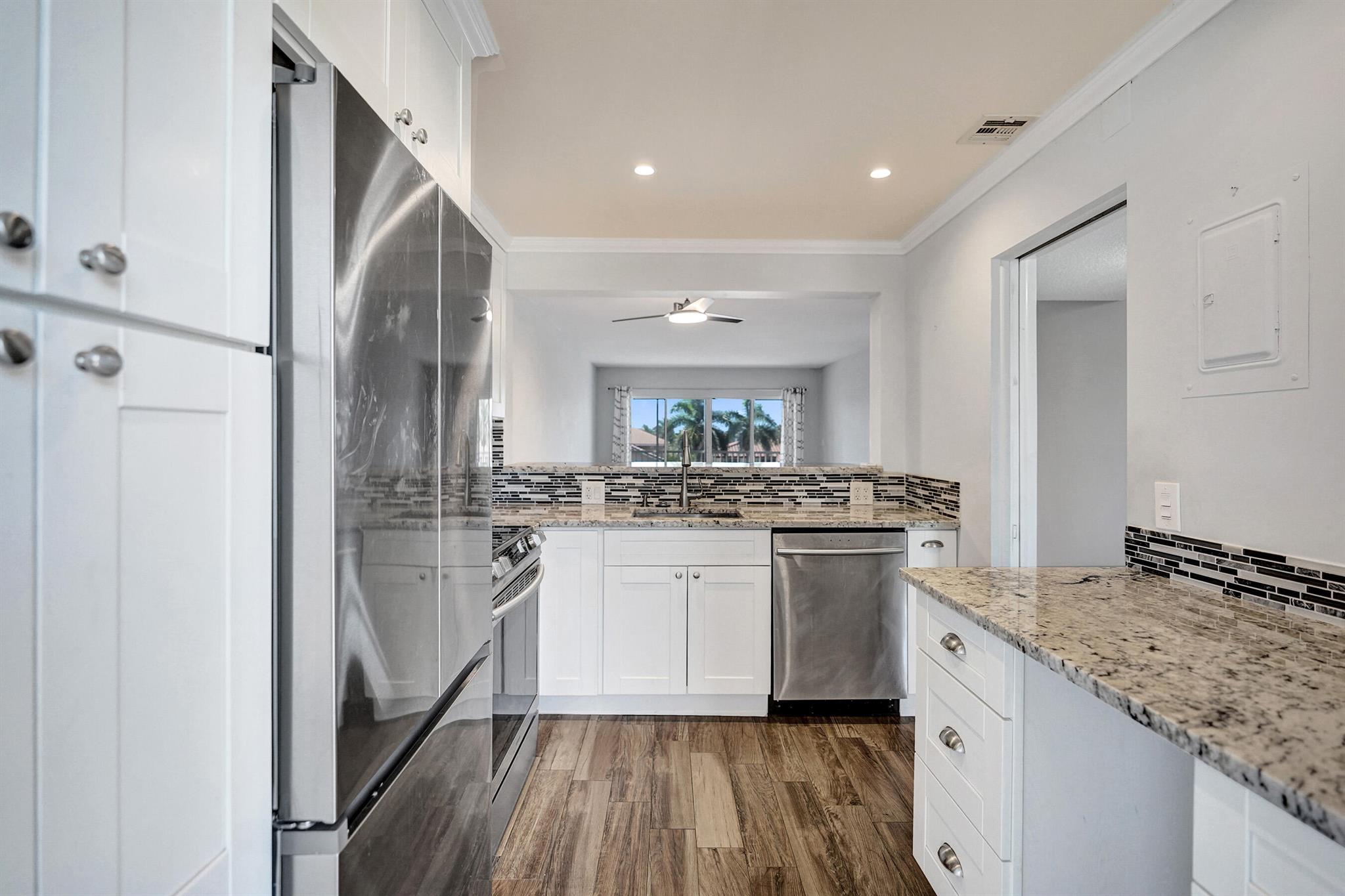 PALM AIRE AT CORAL KEY - Residential