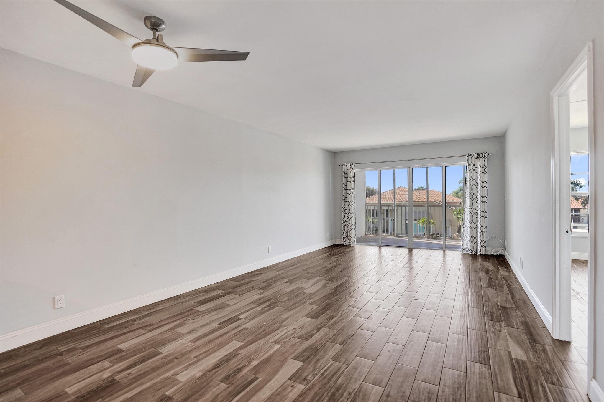 PALM AIRE AT CORAL KEY - Residential