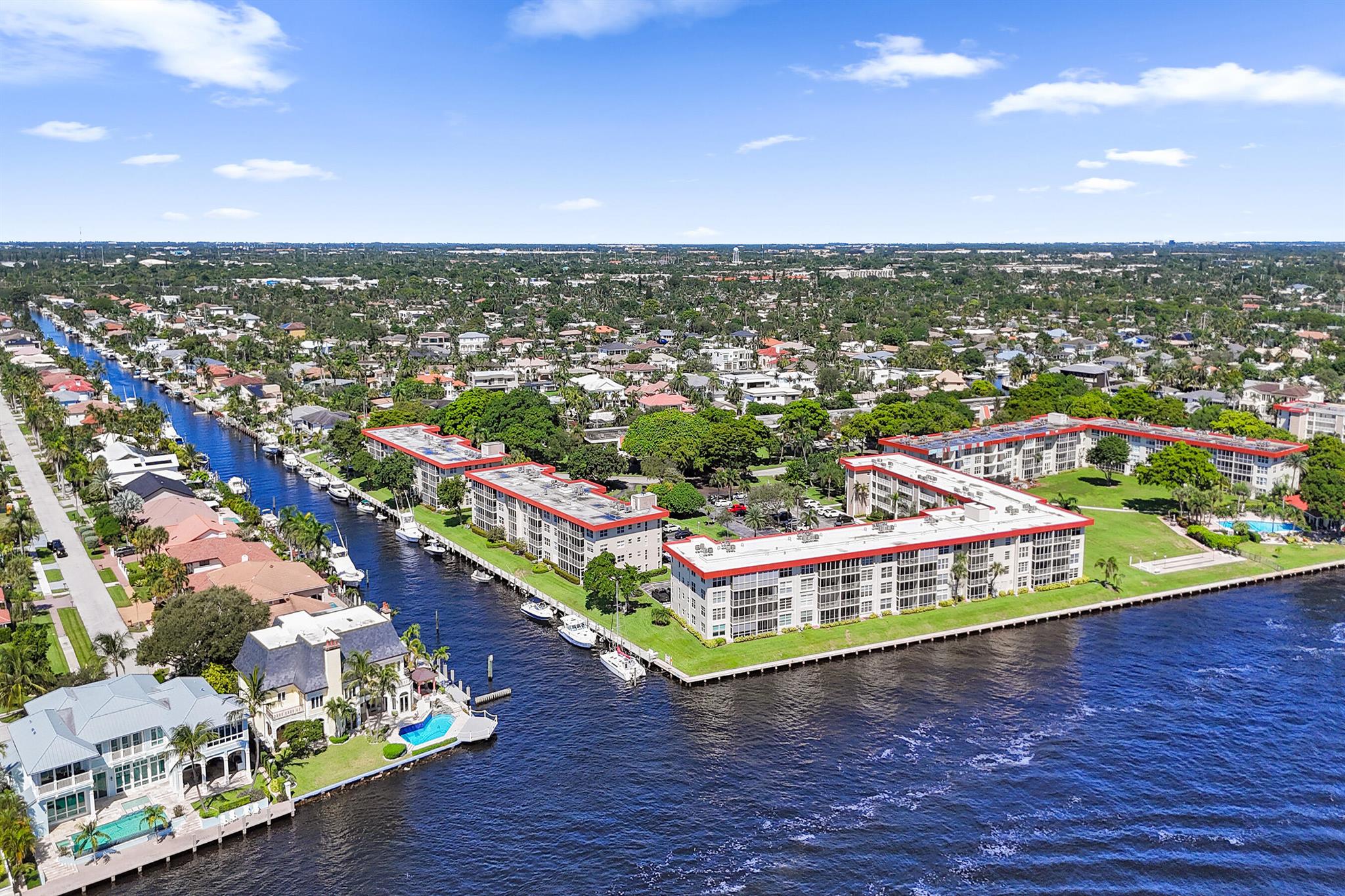 PALM AIRE AT CORAL KEY - Residential