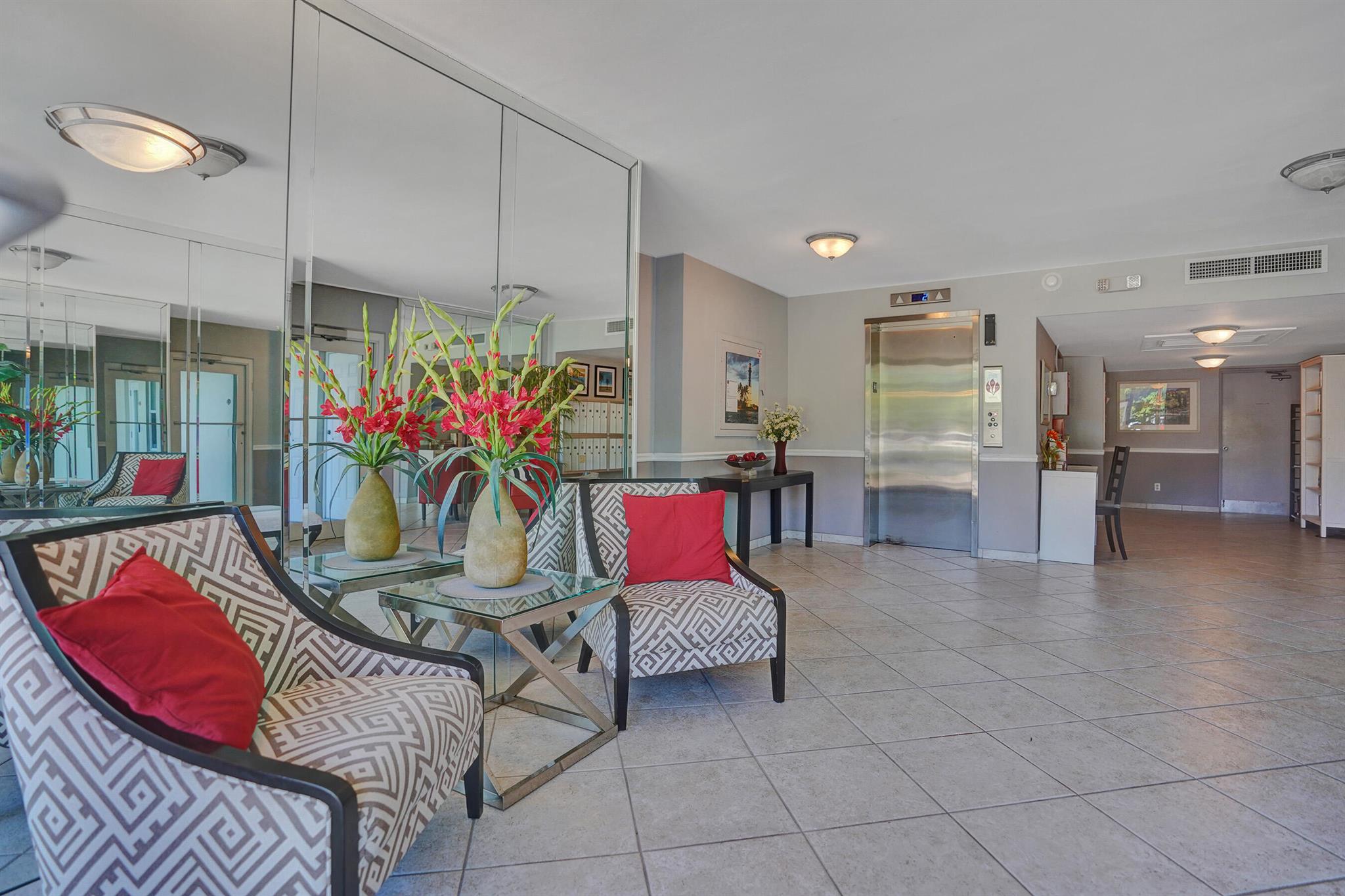 PALM AIRE AT CORAL KEY - Residential