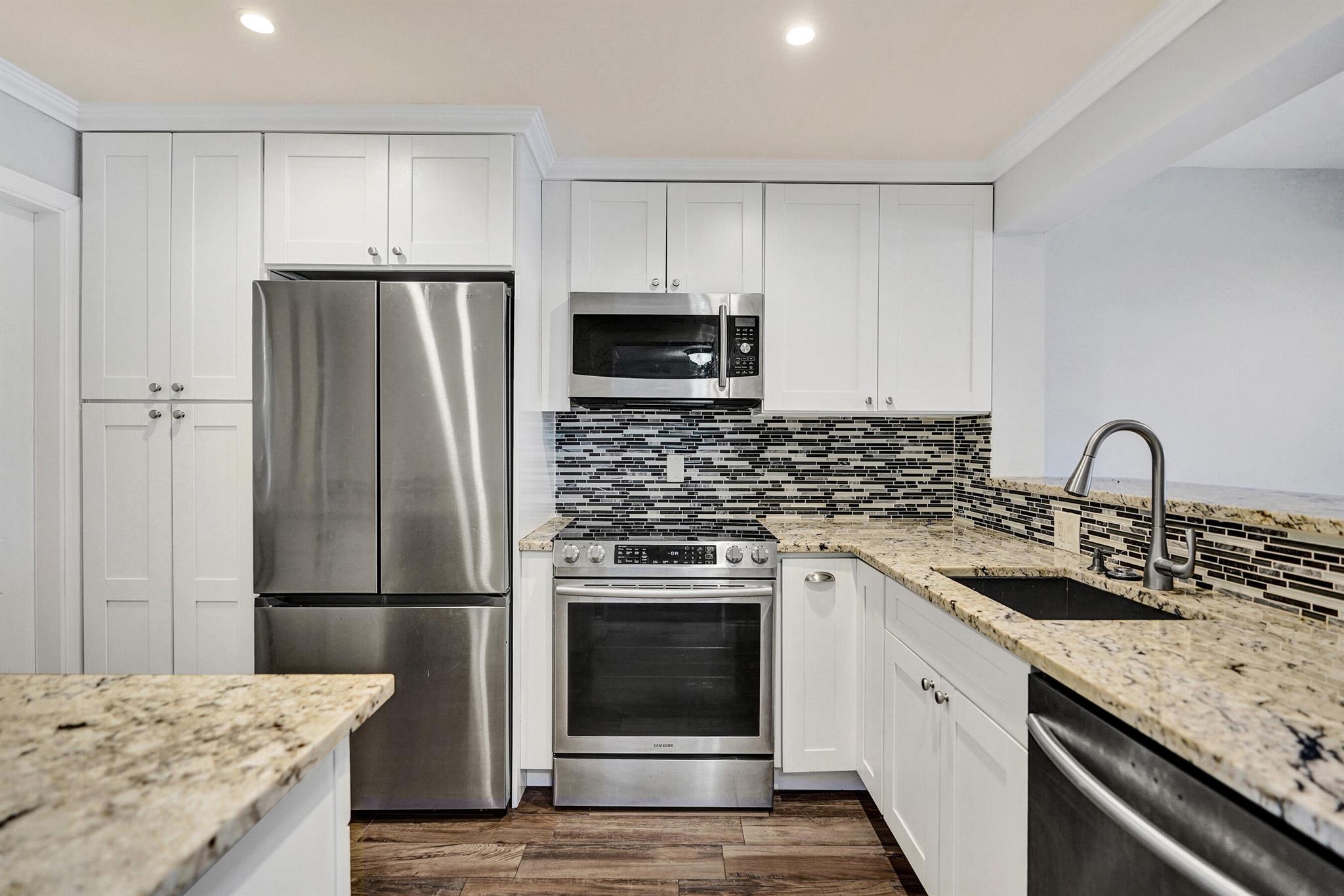 PALM AIRE AT CORAL KEY - Residential