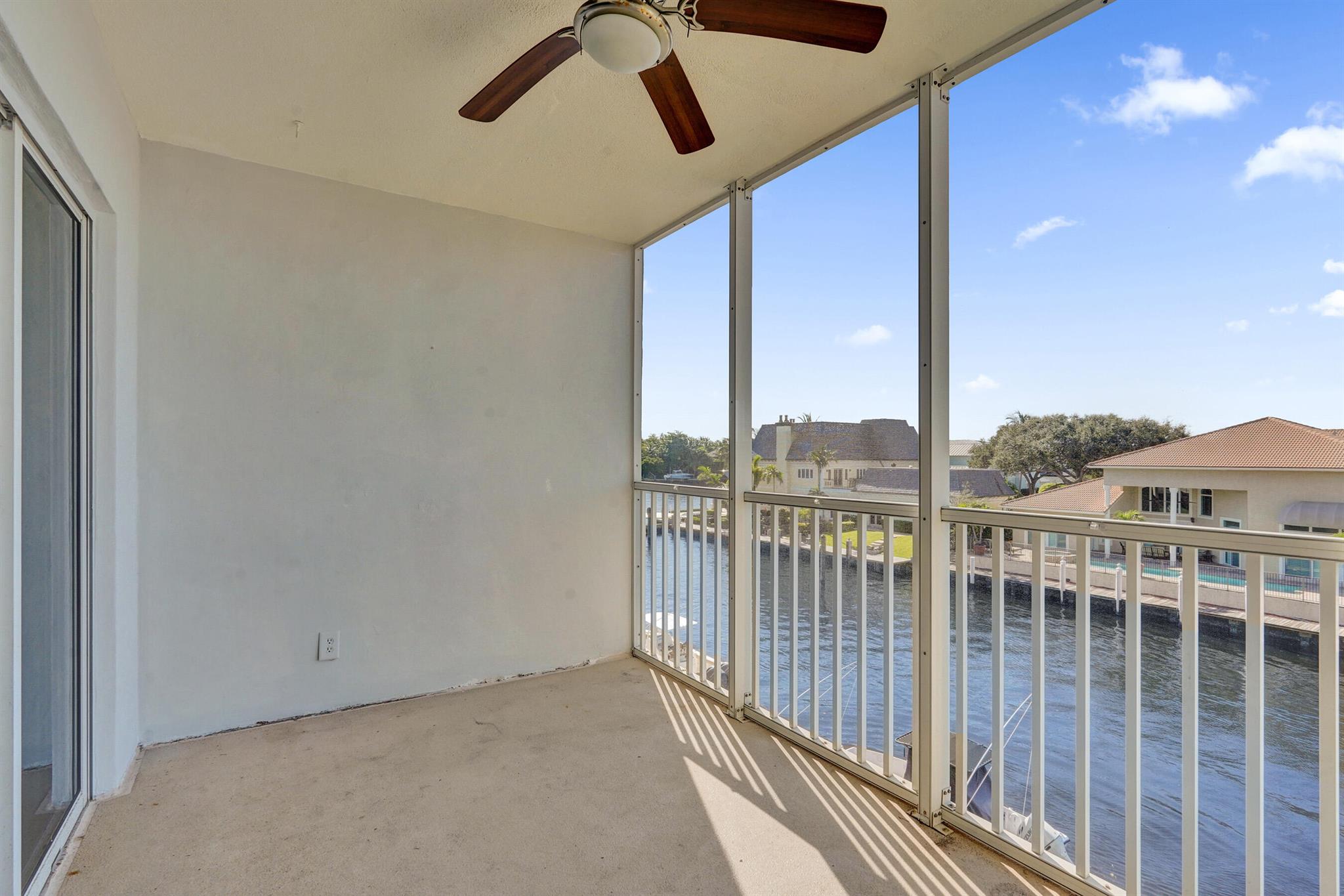 PALM AIRE AT CORAL KEY - Residential