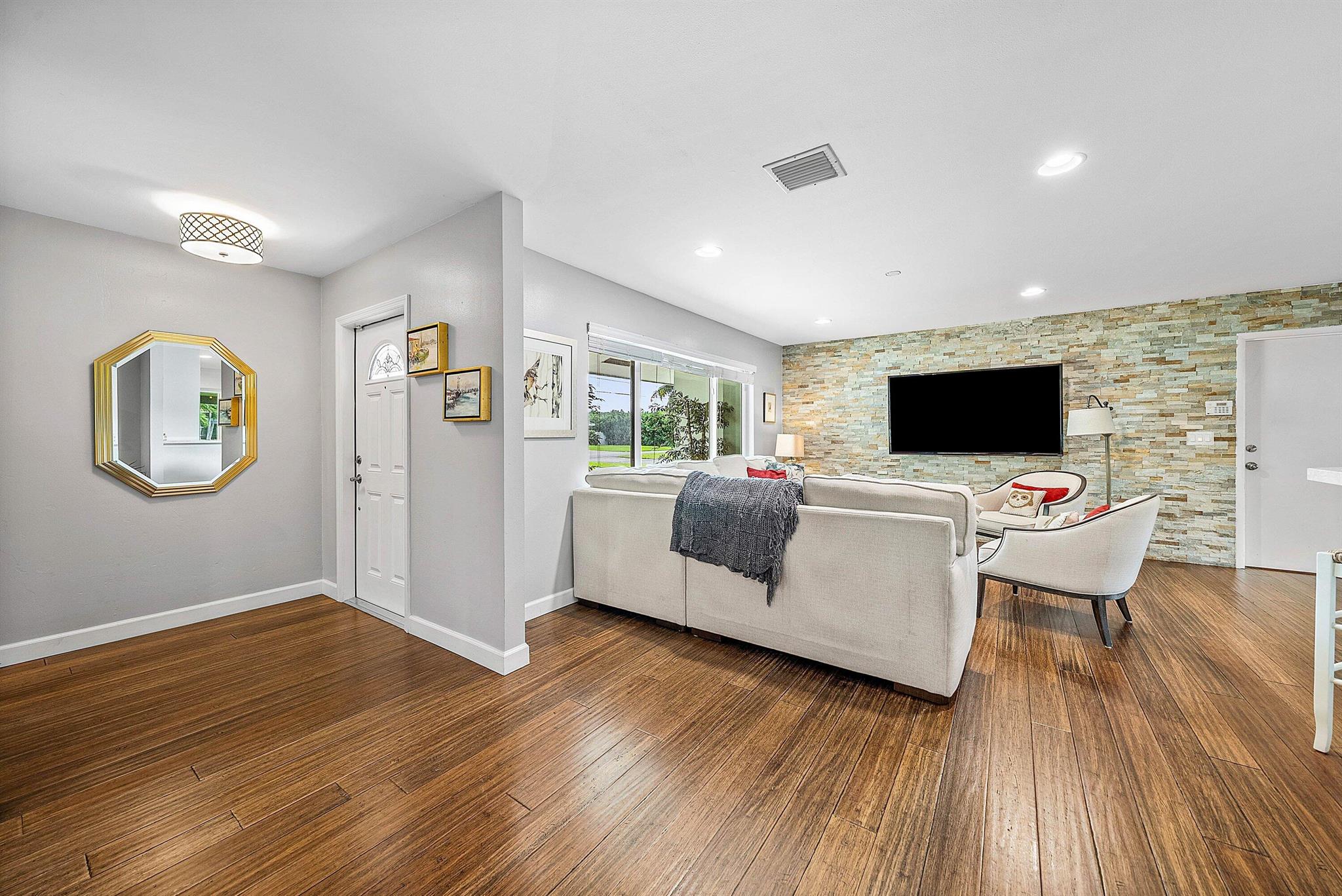 CHAPEL HILL - Residential