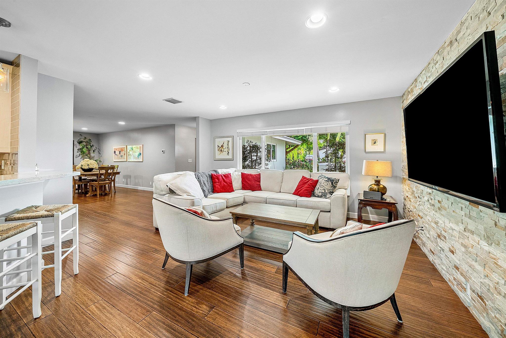 CHAPEL HILL - Residential