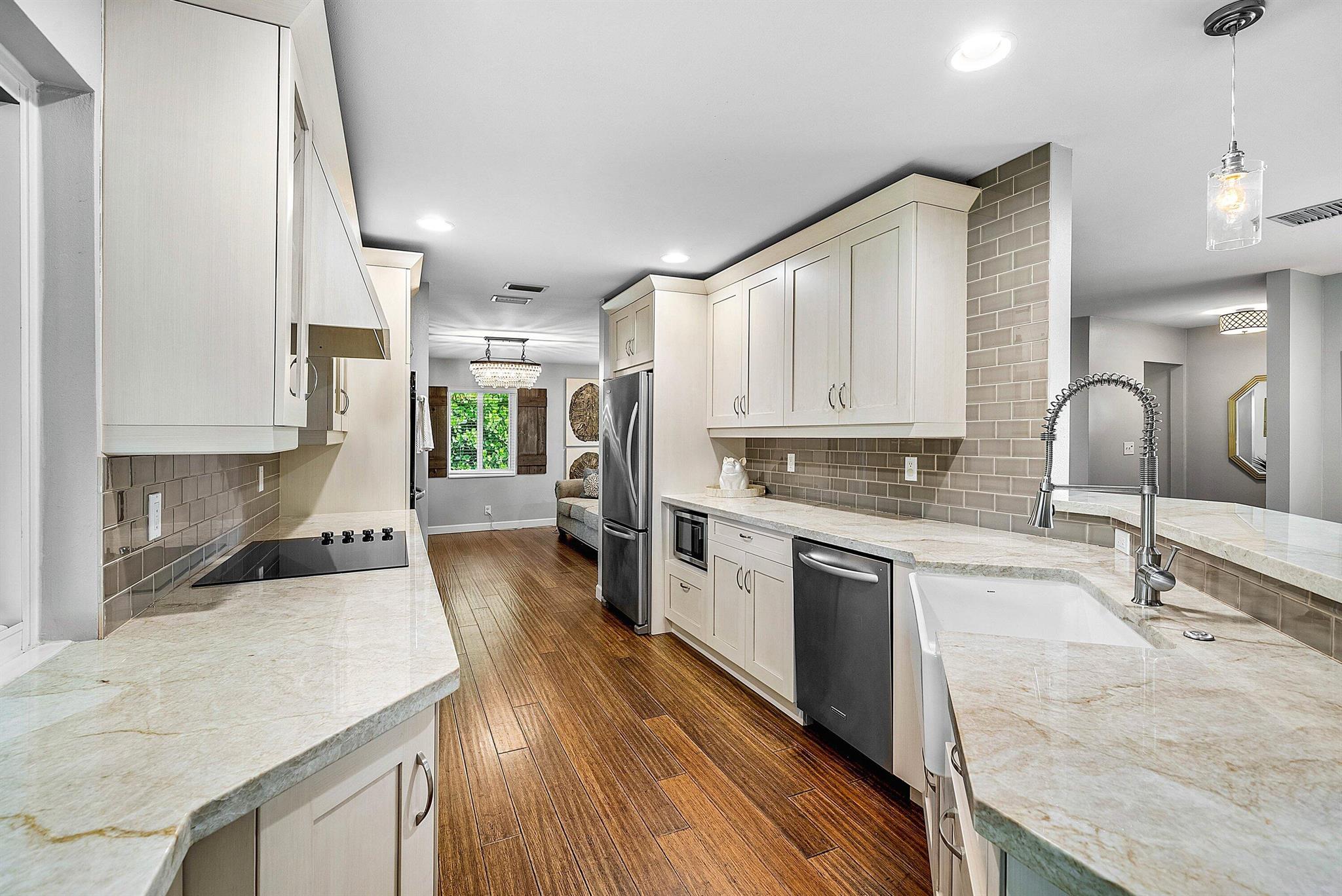 CHAPEL HILL - Residential
