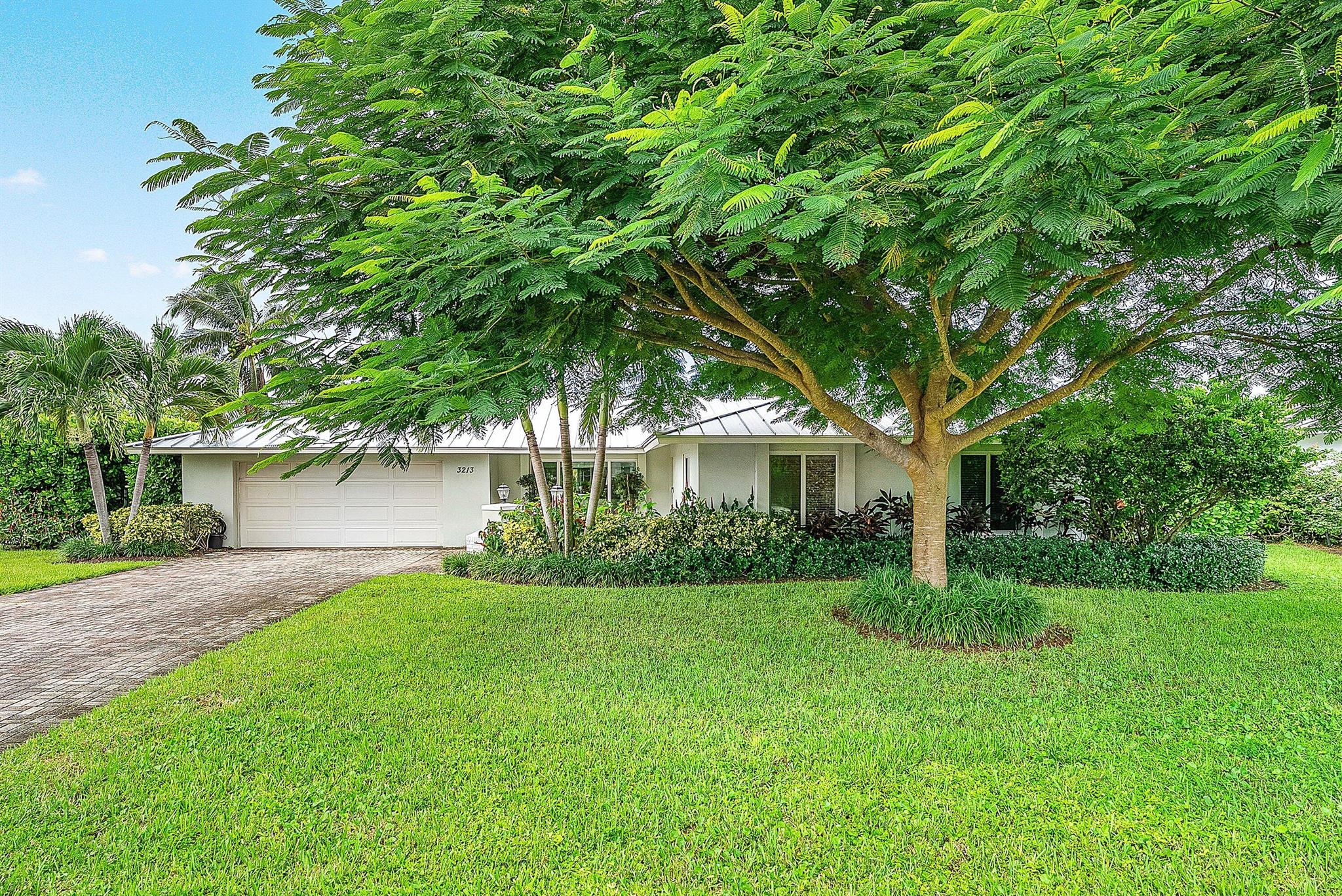 3213 Canal Drive