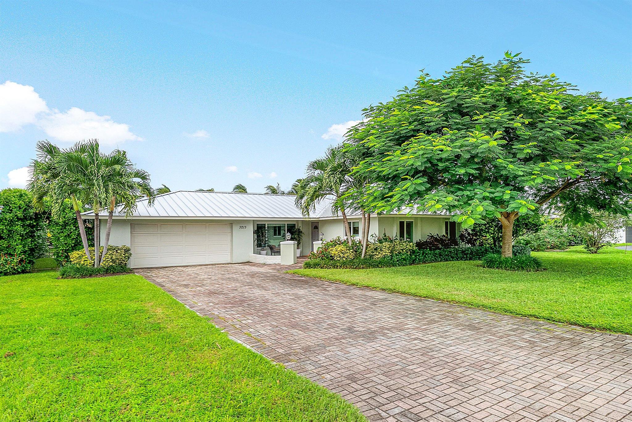 3213 Canal Drive