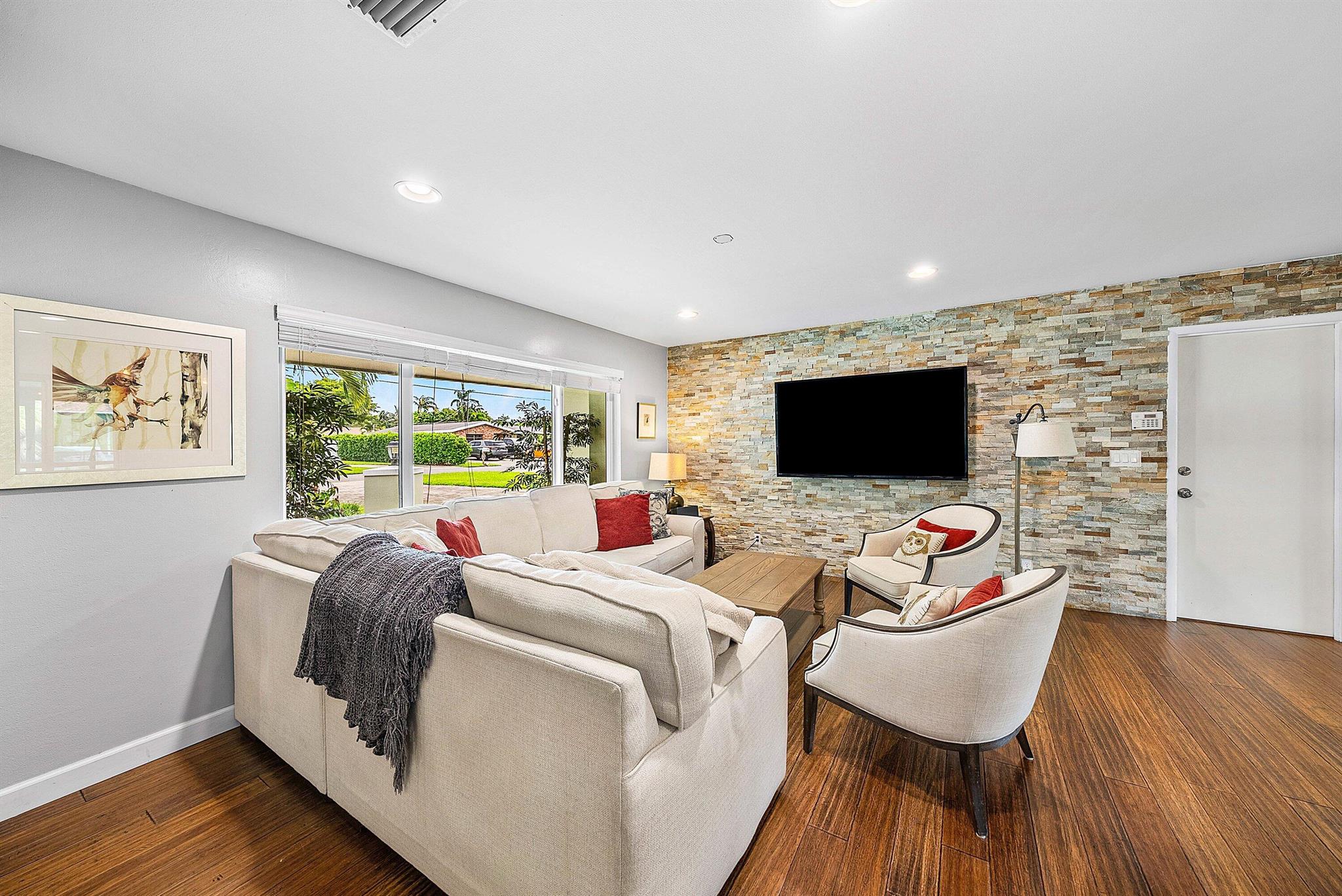 CHAPEL HILL - Residential