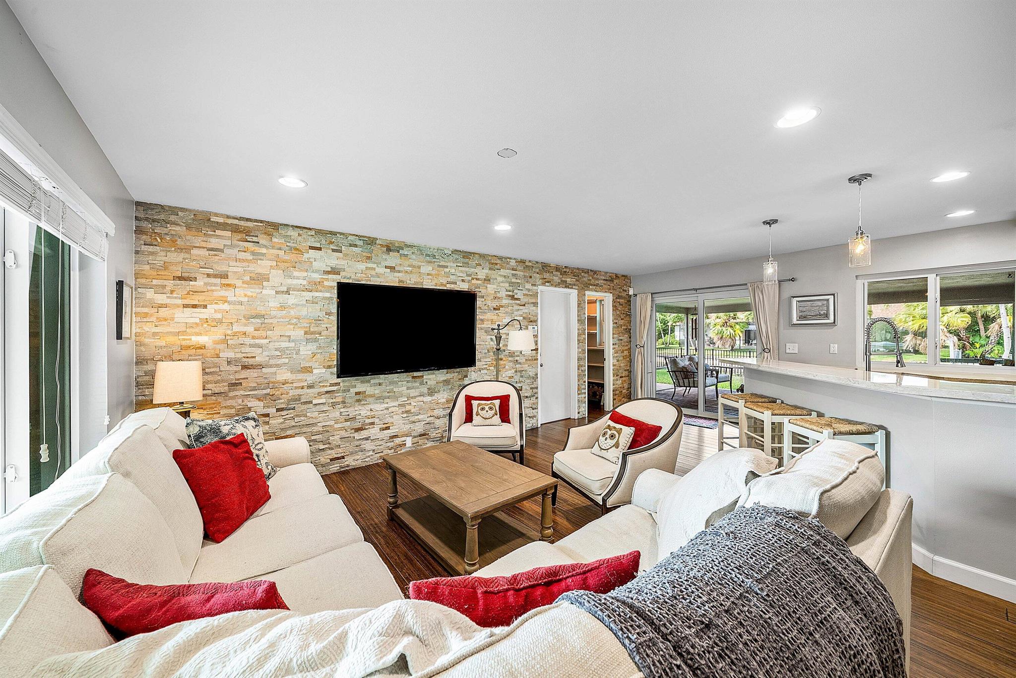 CHAPEL HILL - Residential