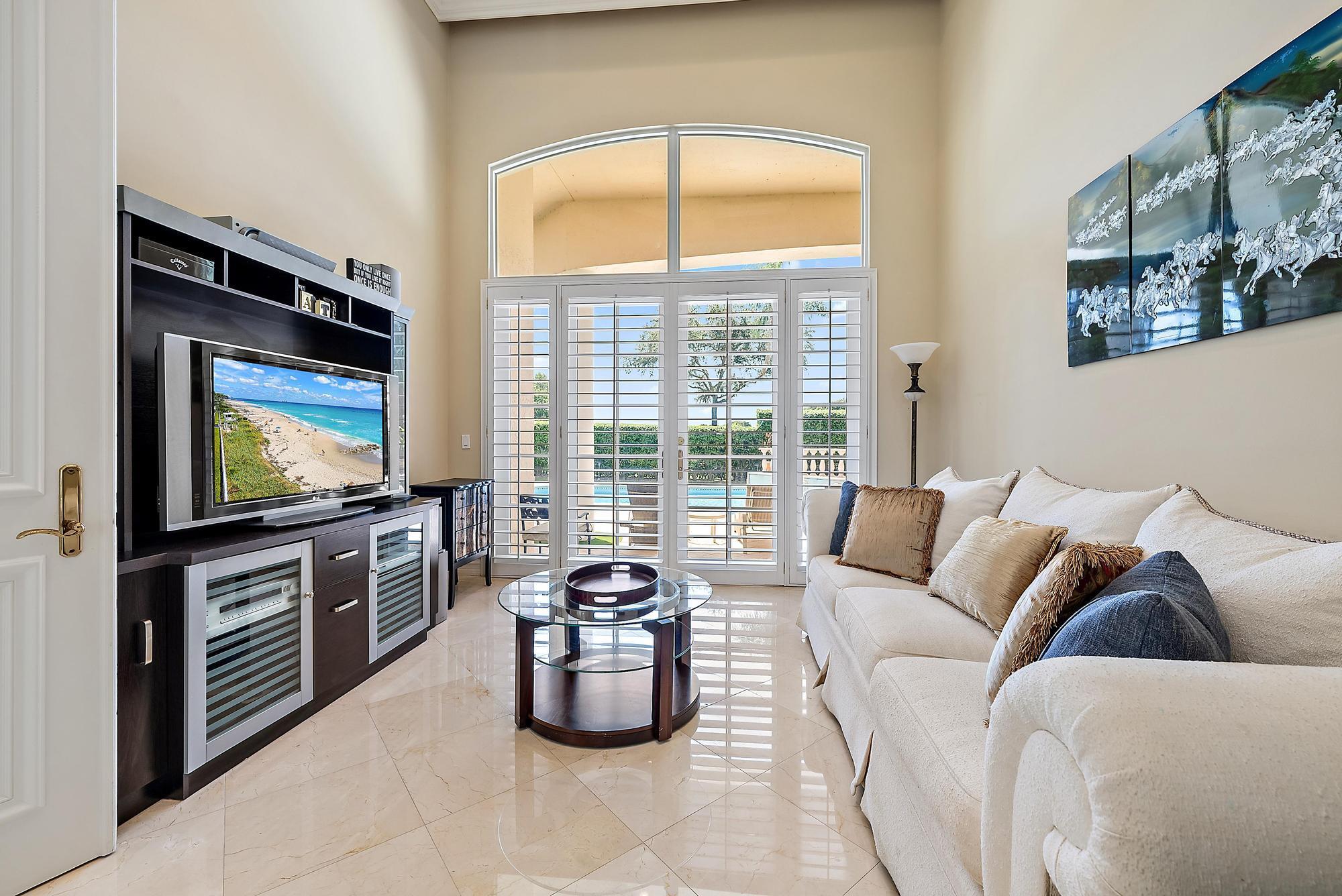 IBIS GOLF AND COUNTRY CLU - Residential